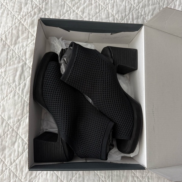 NWT Eileen Fisher Black Knit Heeled Boots - Picture 3 of 9